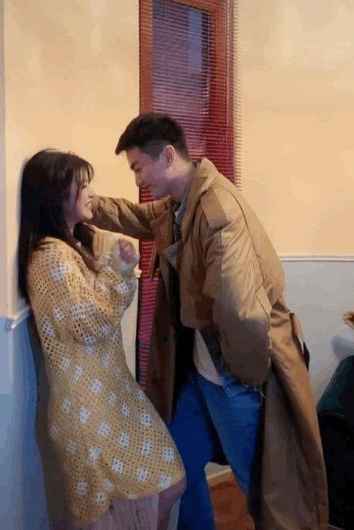 壁咚视频成人,揭秘成人视频中的激情与诱惑